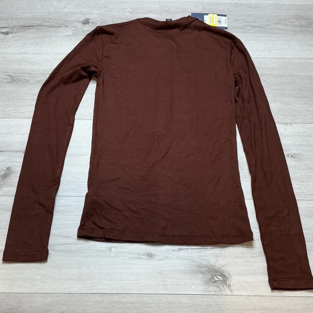 Universal Thread Henley Long Sleeve Top Women XS Brown New With Tags